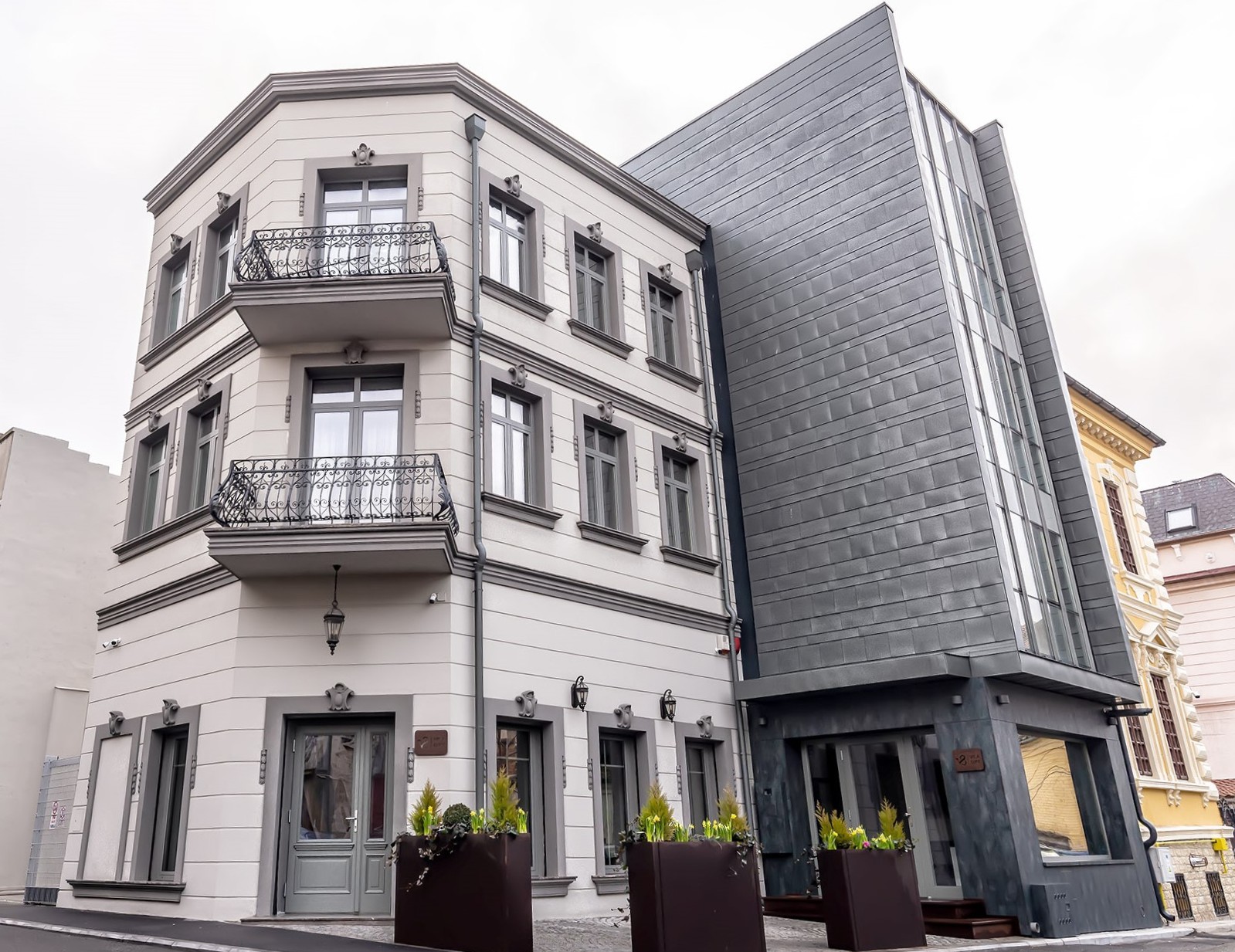 Vila OPT din centrul Constanței, proprietate de lux, cu istorie de un secol, scoasă la vânzare. Cine deține proprietatea și care este prețul de vânzare