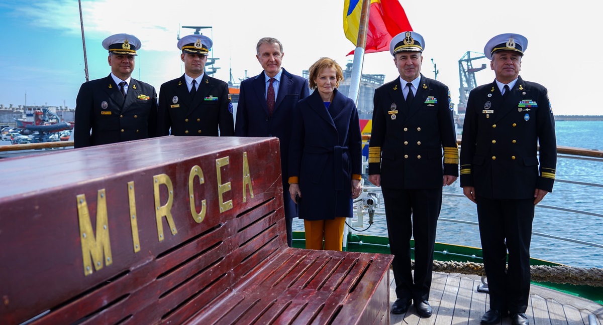 FOTO Casa Regală a României, în vizită oficială la Forțele Navale, în garnizoana Constanța