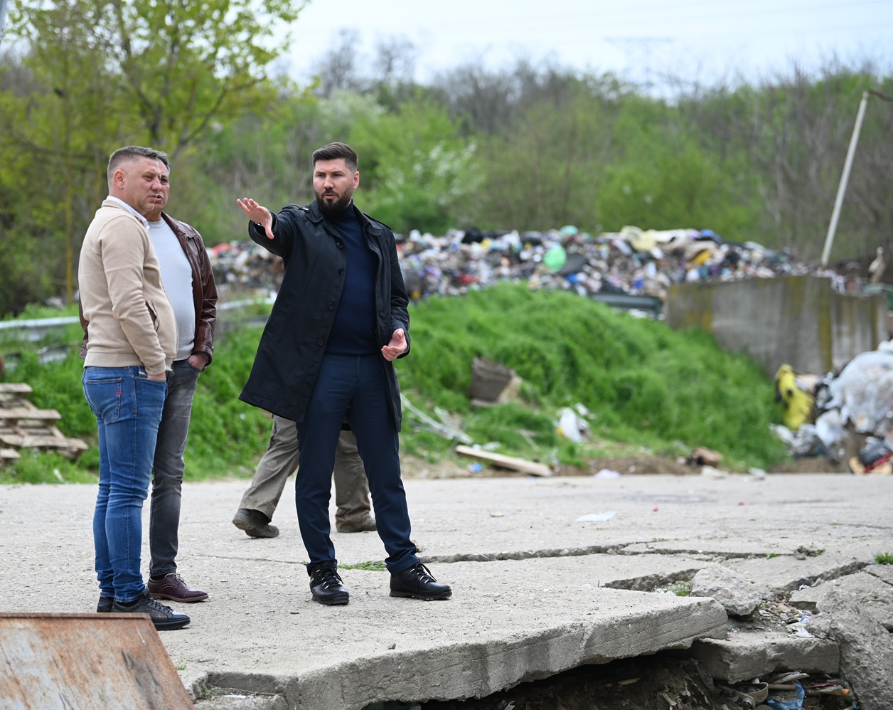 FOTO VIDEO Primarul Cătălin Marian Apostol, despre datoriile de aproape 2 milioane de euro și neregulile grave în gestionarea deșeurilor din Cernavodă: unde sunt acești bani?