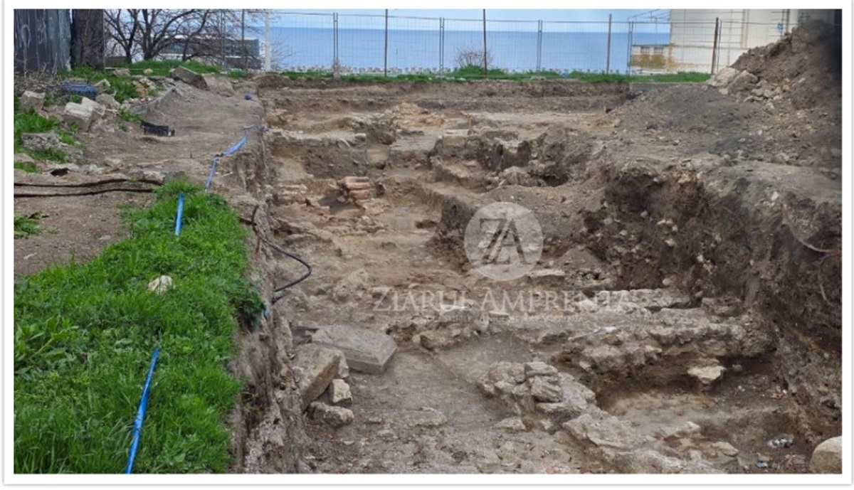 FOTO Iată cum avansează cercetarea arheologică pe terenul de pe strada Remus Opreanu, lângă Hotel Palace! Un imobil cu 3 subsoluri și 3 etaje ar urma să fie ridicat în zonă
