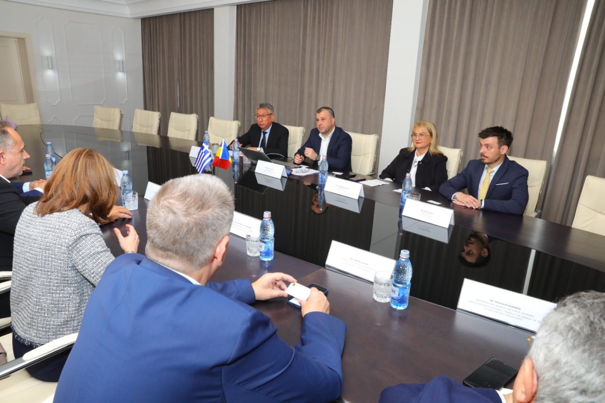 FOTO Viceprimarul municipiului Constanța, Adriana Arghirescu, a primit o delegație oficială a Republicii Elene, într-o vizită oficială