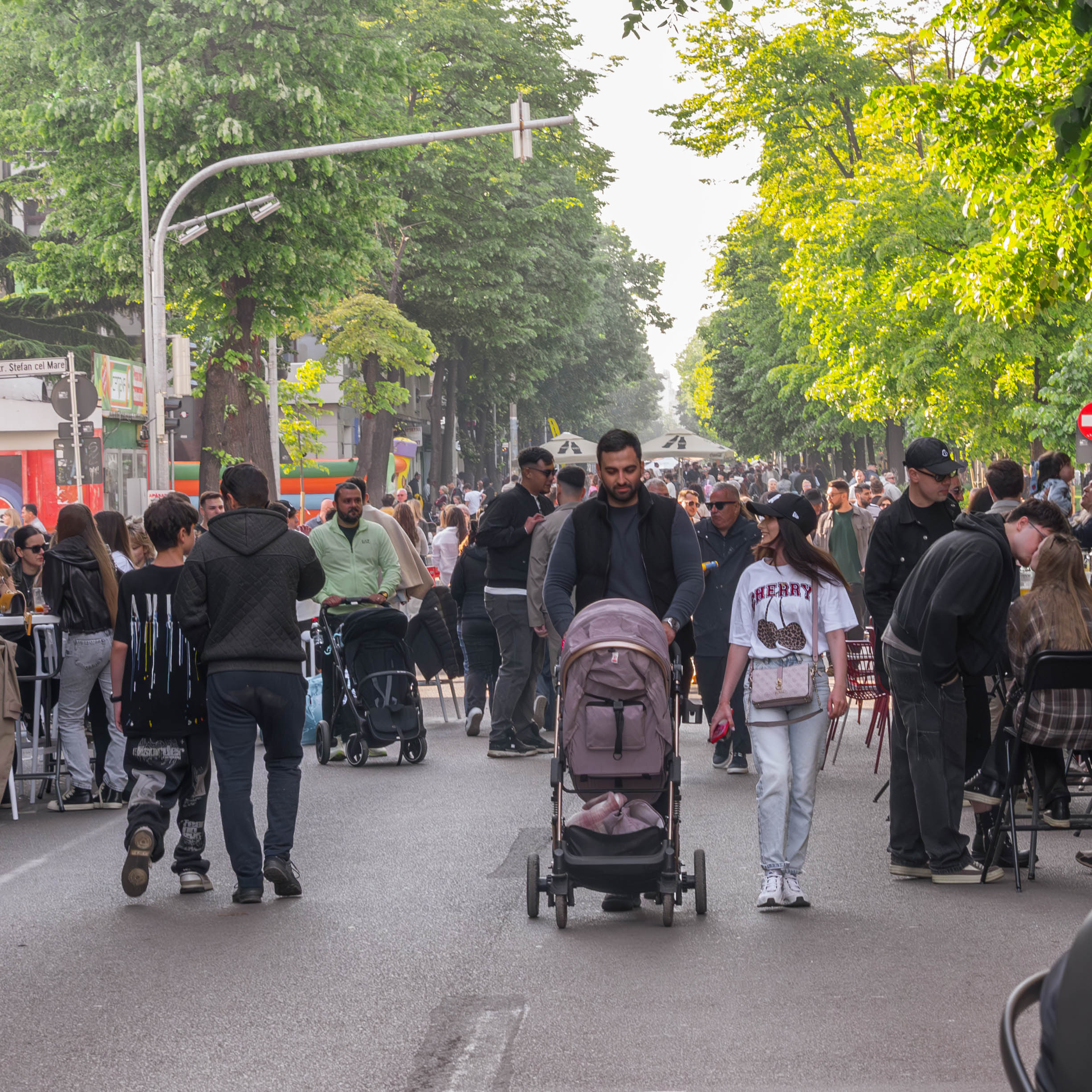 Constanța: Bulevardul Tomis, din nou pietonal. Vezi aici ce restricții de trafic vor fi în acest week-end