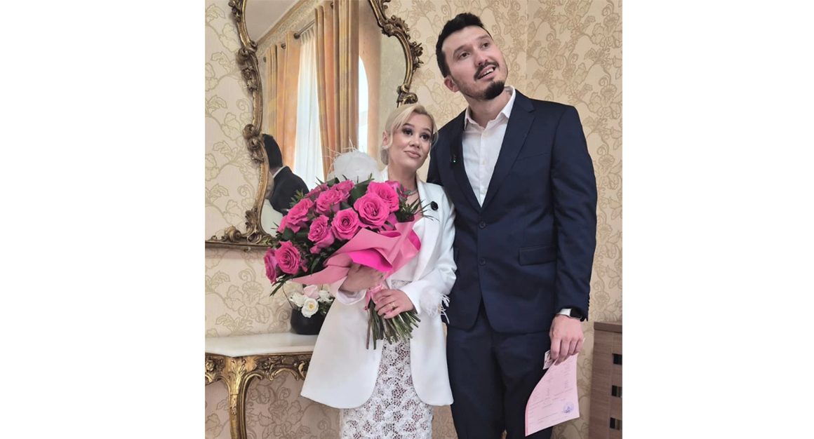 FOTO Anisia Gafton și Serghei s-au căsătorit: Nu mă însor des, dar și când o fac... pică Guvernul