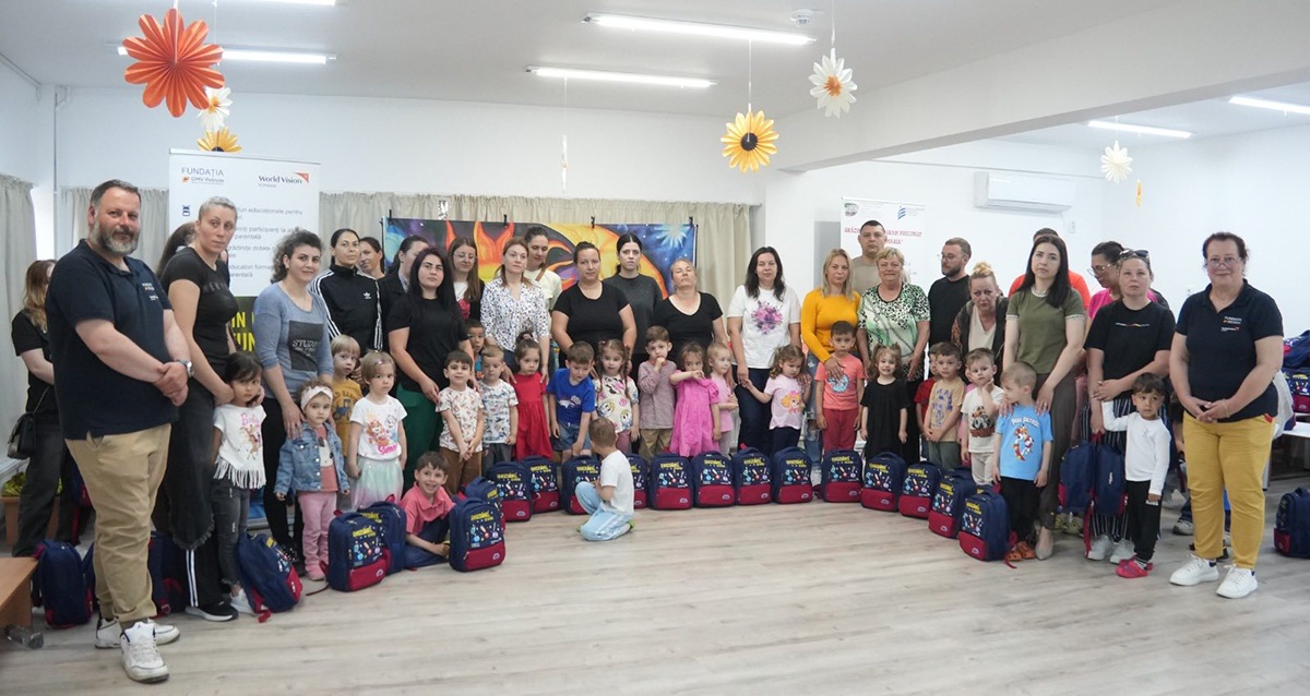 FOTO Start în Educație: Pachetele Ghiozdănel cu viitor au ajuns la Cumpăna