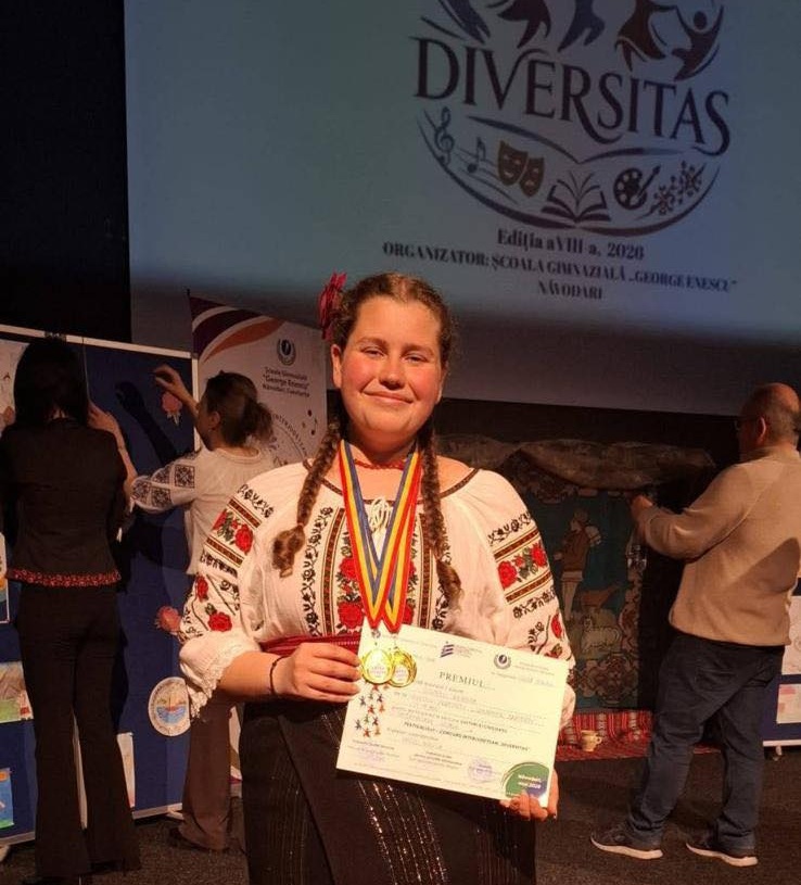 Artista din Cumpăna, Andreea Scurtu, a obținut locul I la festivalul concursul interjudetean de la Năvodari, Diversitas