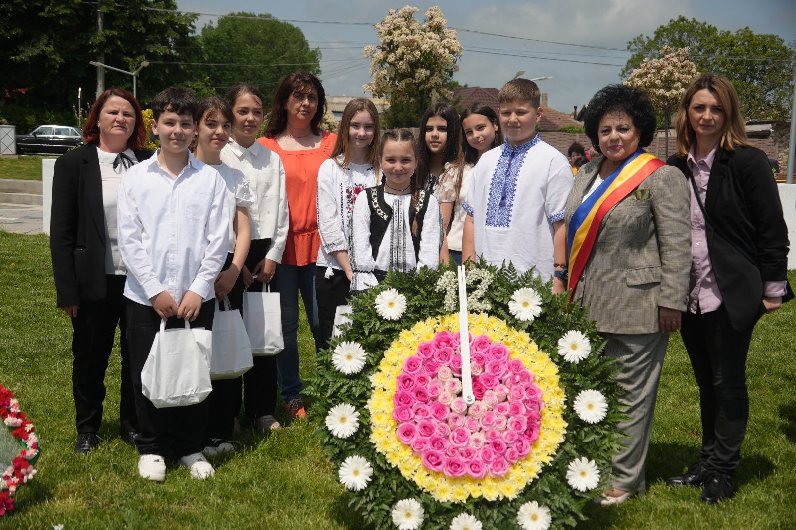FOTO Prima ediție a Festivalului Ceasurilor din Flori a avut loc la Cumpăna, sub egida Via DobroGetica. Primăria a fost partener al evenimentului