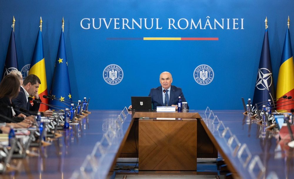 Ce se întâmplă după ce moţiunea de cenzură a fost adoptată. Cât mai poate funcționa cabinetul lui Ilie Bolojan