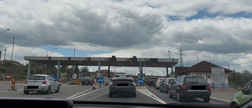VIDEO Mini vacanța de 1 mai, la final: aglomerație în zona trecerii podului de la Fetești pe Autostrada A2