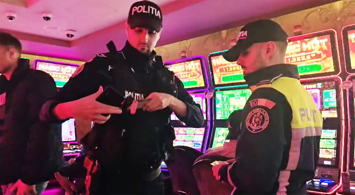 VIDEO Razii în miezul nopții la sălile de păcănele și barurile din Constanța: Polițiștii și jandarmii au verificat sute de persoane
