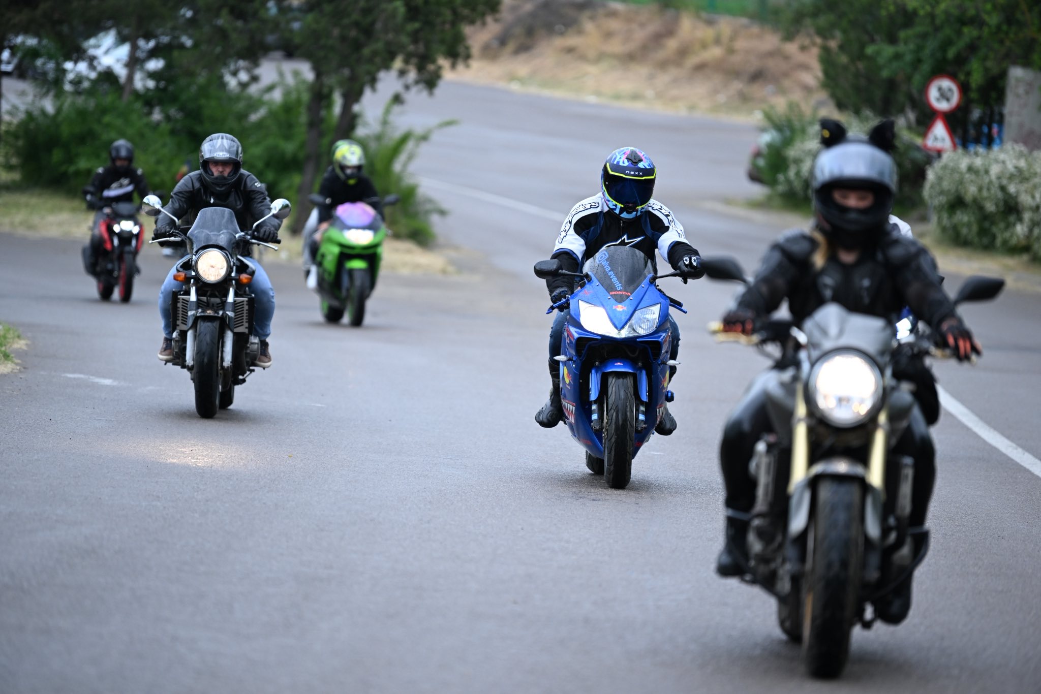 FOTO Membrii comunității moto din Medgidia, discuții libere cu polițiștii. Evenimentul, inclus în Săptămâna Națională a Siguranței Rutiere
