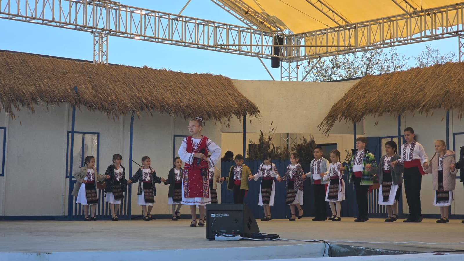 Cumpăna Serbare Câmpenească 1 Mai Mariana Gâju