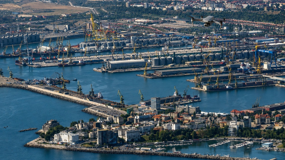Dronă neidentificată, reperată în Portul Constanța! Iată cui aparținea aparatul și ce măsuri au fost luate