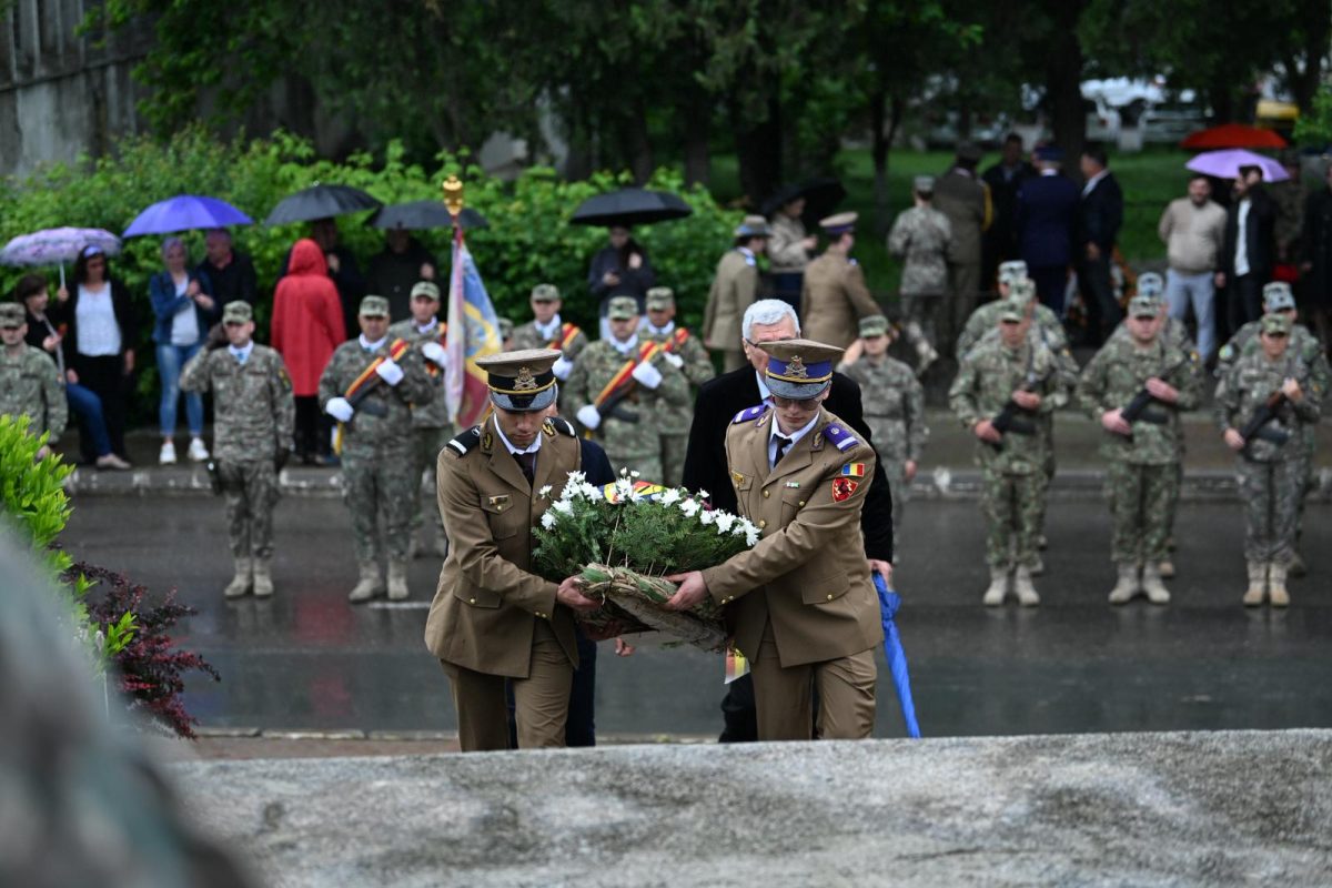 FOTO VIDEO Ziua Eroilor, celebrată la Medgidia