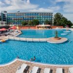 Compania THR Marea Neagră SA a VÂNDUT, cu 14,6 milioane de euro, complexurile hoteliere Cleopatra și Narcis din Saturn și Hotel Raluca și Restaurant Orion din Venus