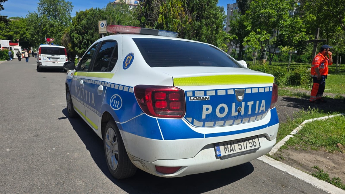 Constanța: Un pieton a fost lovit de un autoturism pe strada Traian