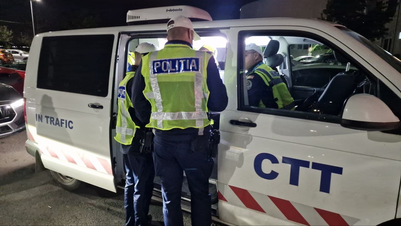 Claie peste grămadă: Autobuz plin până la refuz pe ruta Costinești-Constanța. Au fost controale pe DN 39, la Agigea și Constanța