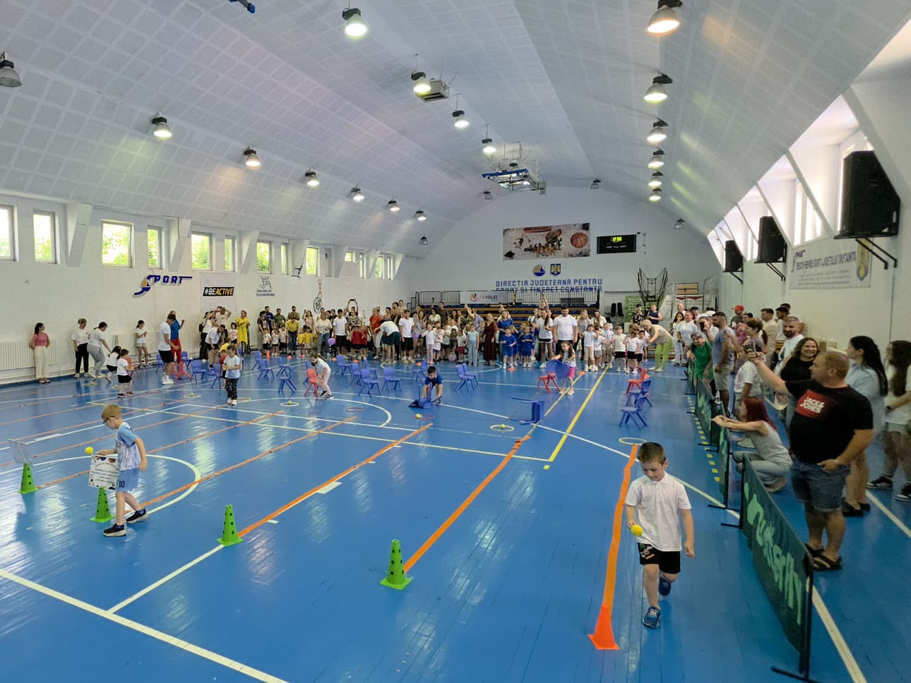 Voinici în Țara Piticilor 2026