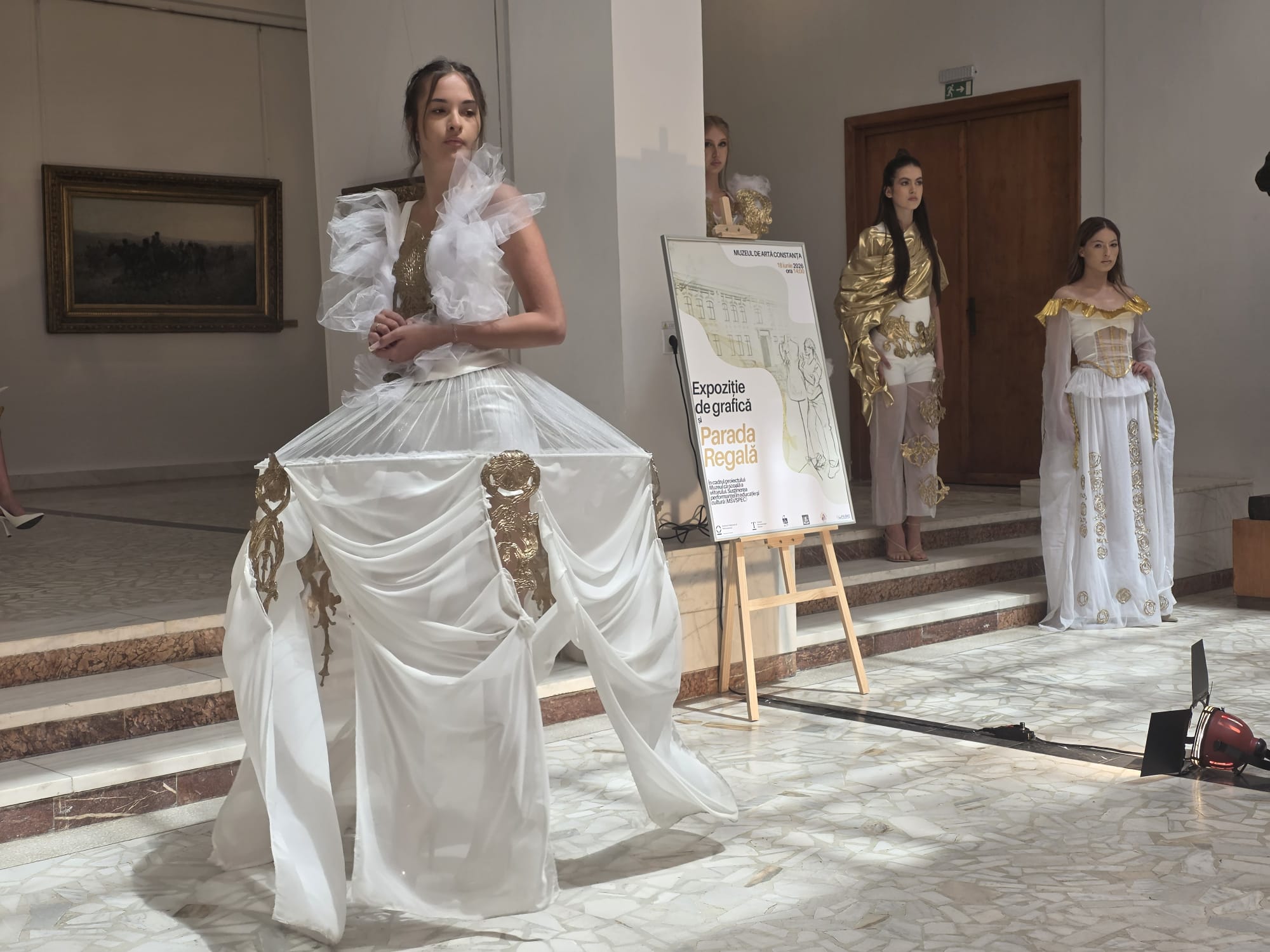 elevii Colegiului Național de Arte Regina Maria