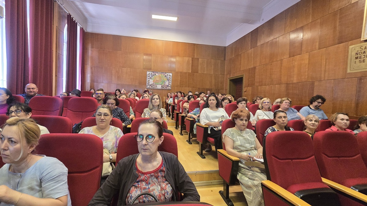 LIVE VIDEO Componența comisiilor din centrele de examen pentru BAC 2026, stabilită acum la Colegiul Mircea cel Bătrân din Constanța
