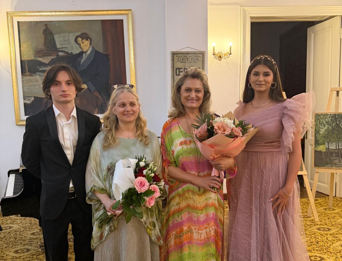 FOTO Elevi ai Colegiului Național de Arte Regina Maria din Constanța, la Școala de Vară de la Tescani