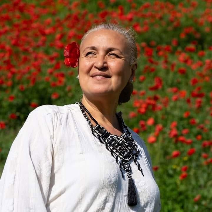 Ateliere de creație la Constanța: Participanții vor învăța de la Epșen Memet să confecționeze podoabe românești și tătărești