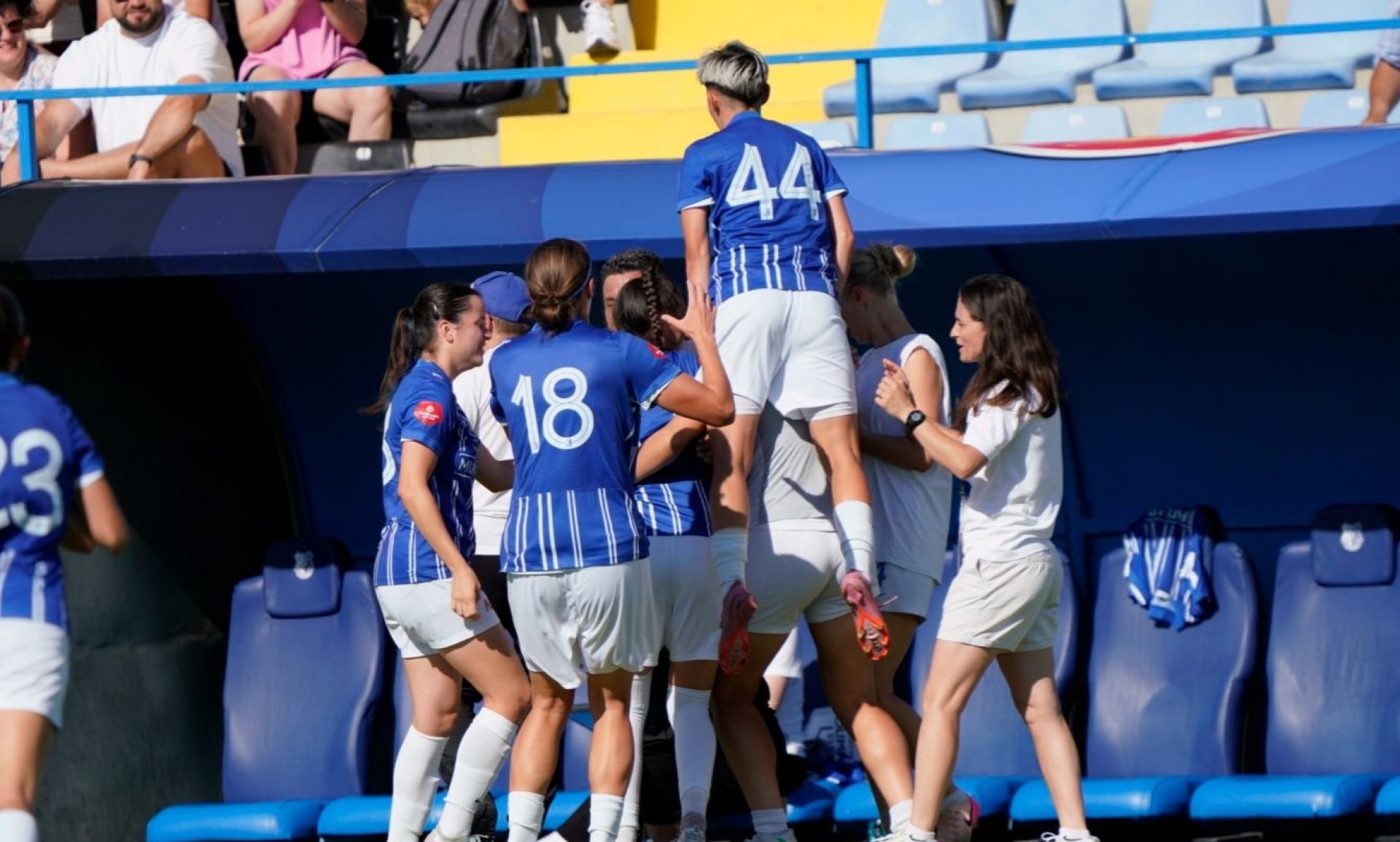 Farul feminin cucerește prima Cupă a României din istoria clubului după ce a învins Olimpia Cluj