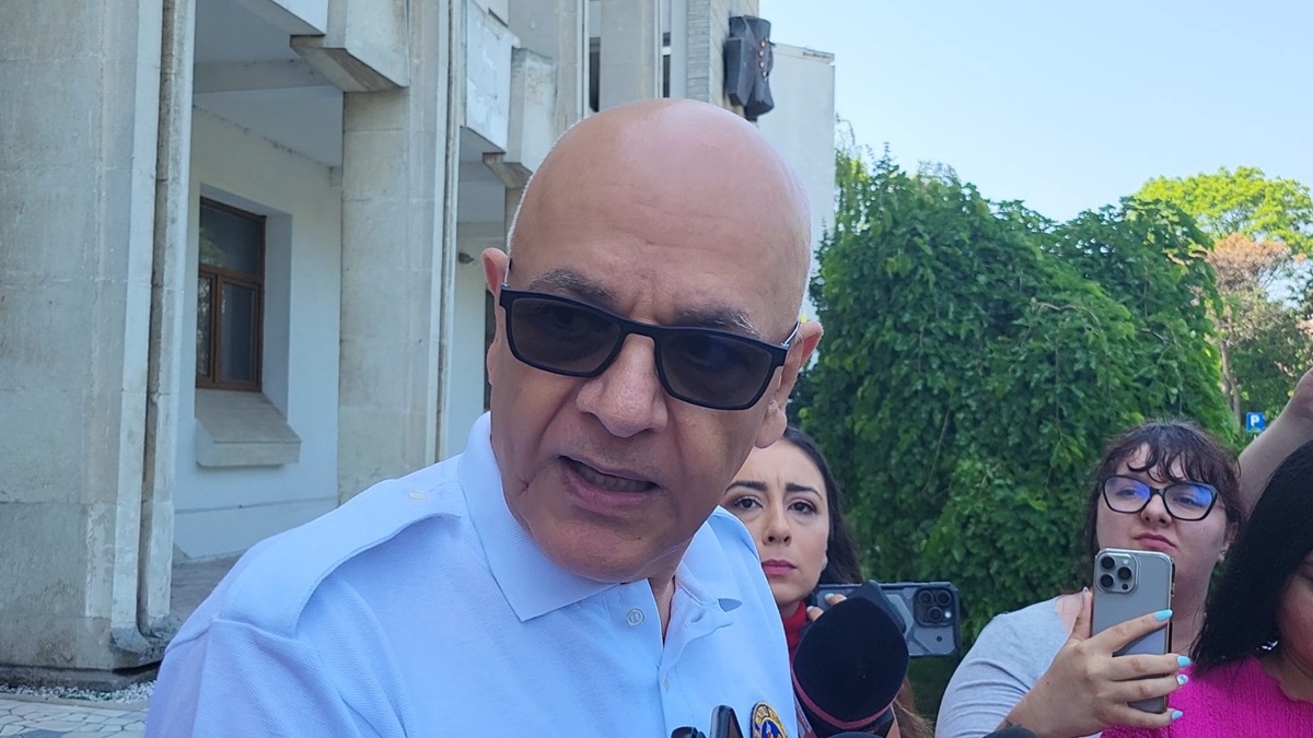 VIDEO Raed Arafat, declarații la Constanța după ce o dronă a explodat în port și litoralul a fost evacuat: Oamenii se pot întoarce la normal