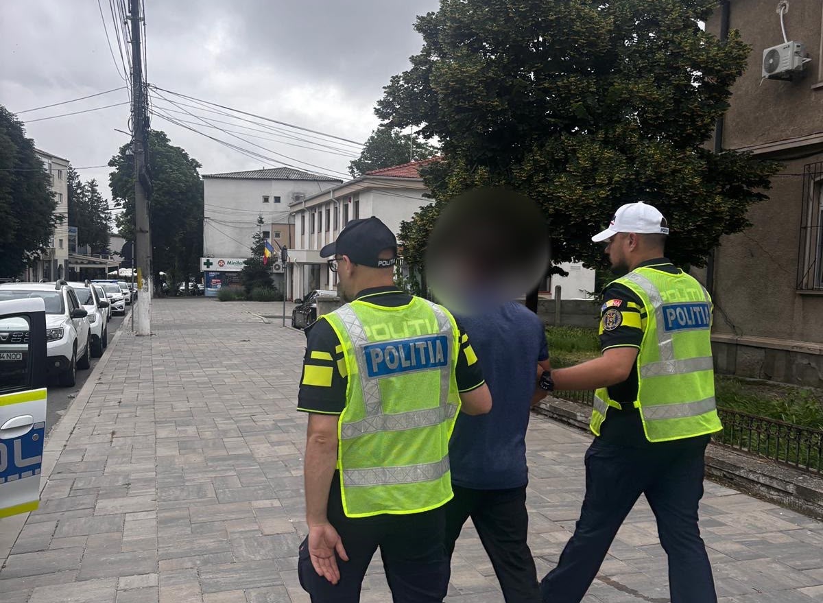Cobadin: Motociclist beat criță, fără permis și cu vehicul neînmatriculat, reținut de polițiști