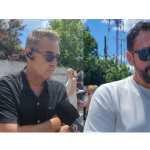 FOTO VIDEO Părinții lui Sebi și ai Robertei, tinerii accidentați mortal de Vlad Pascu, în august 2023, au ridicat o troiță pentru copiii lor. E singura troiță din România de pe un drum național care are autorizație