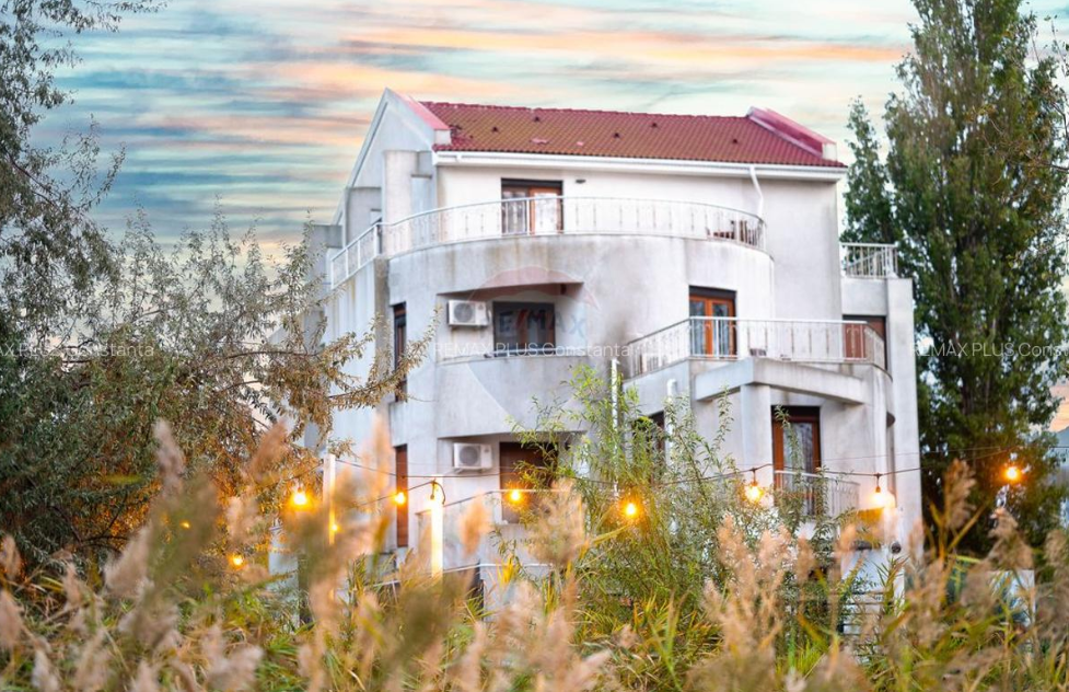 Nici după un an nu și-a găsit cumpărător: hotelul boutique El Locanda din Mamaia revine la vânzare cu preț redus