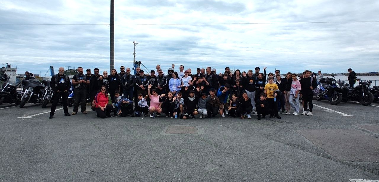 FOTO VIDEO Scafandri și voluntari, amplă acțiune de ecologizare în Portul Turistic Mangalia. Evenimentul, organizat de Asociația Ape Limpezi și Albastre