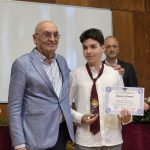 Sonuvar Turan Can, elev al Colegiului Național Mircea cel Bătrân din Constanța, a câștigat marele premiu la concursul național de matematică N.N. Mihăileanu