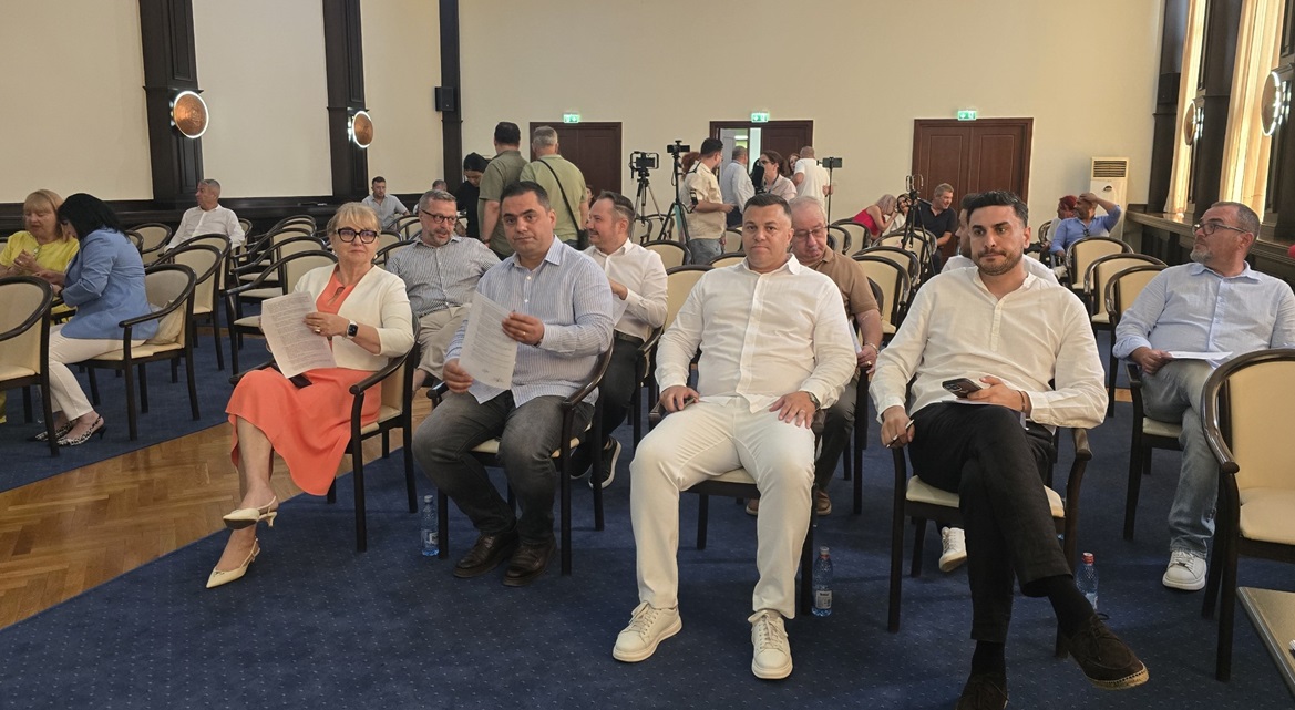 LIVE FOTO Consiliul Local Constanța, întrunit azi în ședință cu prezență fizică! Participă și primarul Chițac. Aproape 40 de proiecte pe ordinea de zi