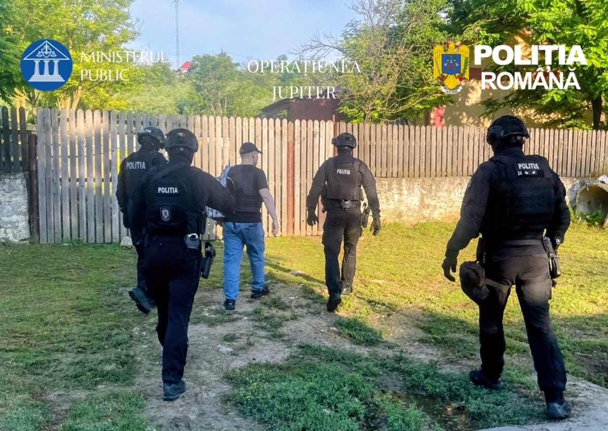 Percheziție la Deleni! Un bărbat a organizat o tombolă online și s-a ales cu dosar penal pentru desfășurarea, fără licență sau autorizație, a jocurilor de noroc