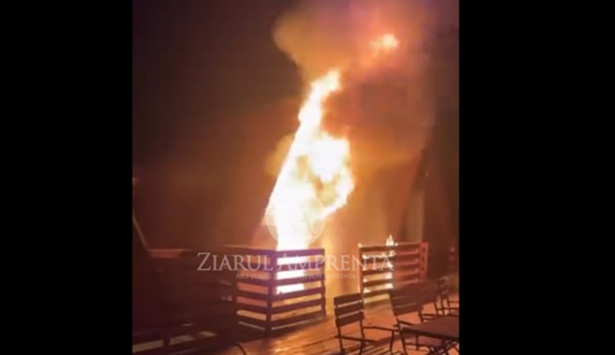 Incendiu la o terasă în Mamaia! Un polițist și un jandarm au intervenit și au scos 8 butelii care puteau exploda în orice moment