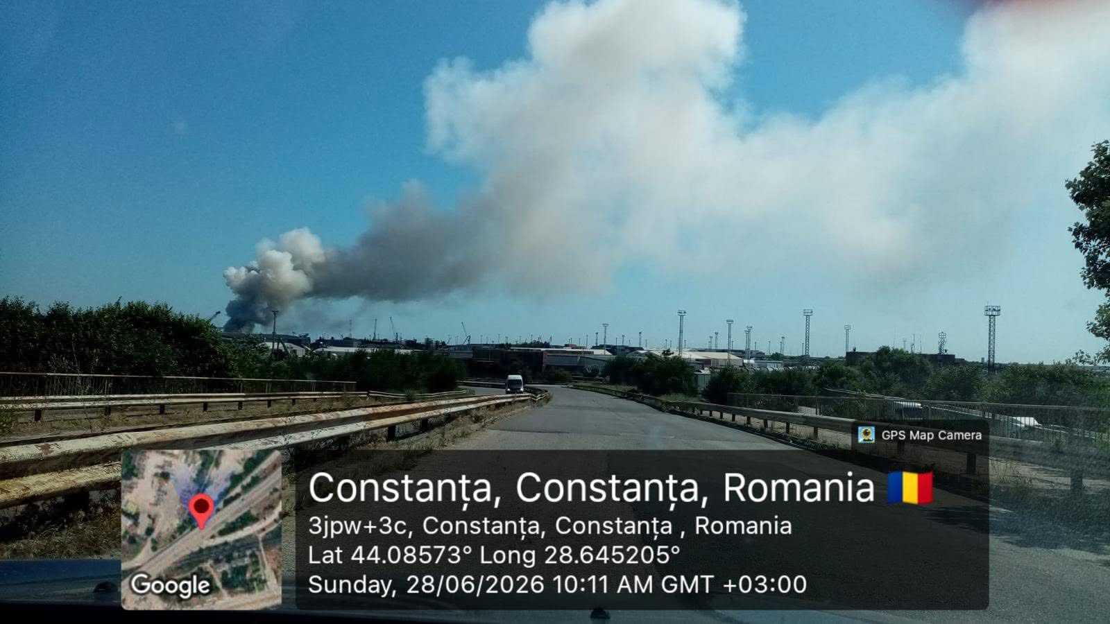 Garda de Mediu a demarat controale după incendiul de la Agigea. Laboratorul de mediu monitorizează calitatea aerului