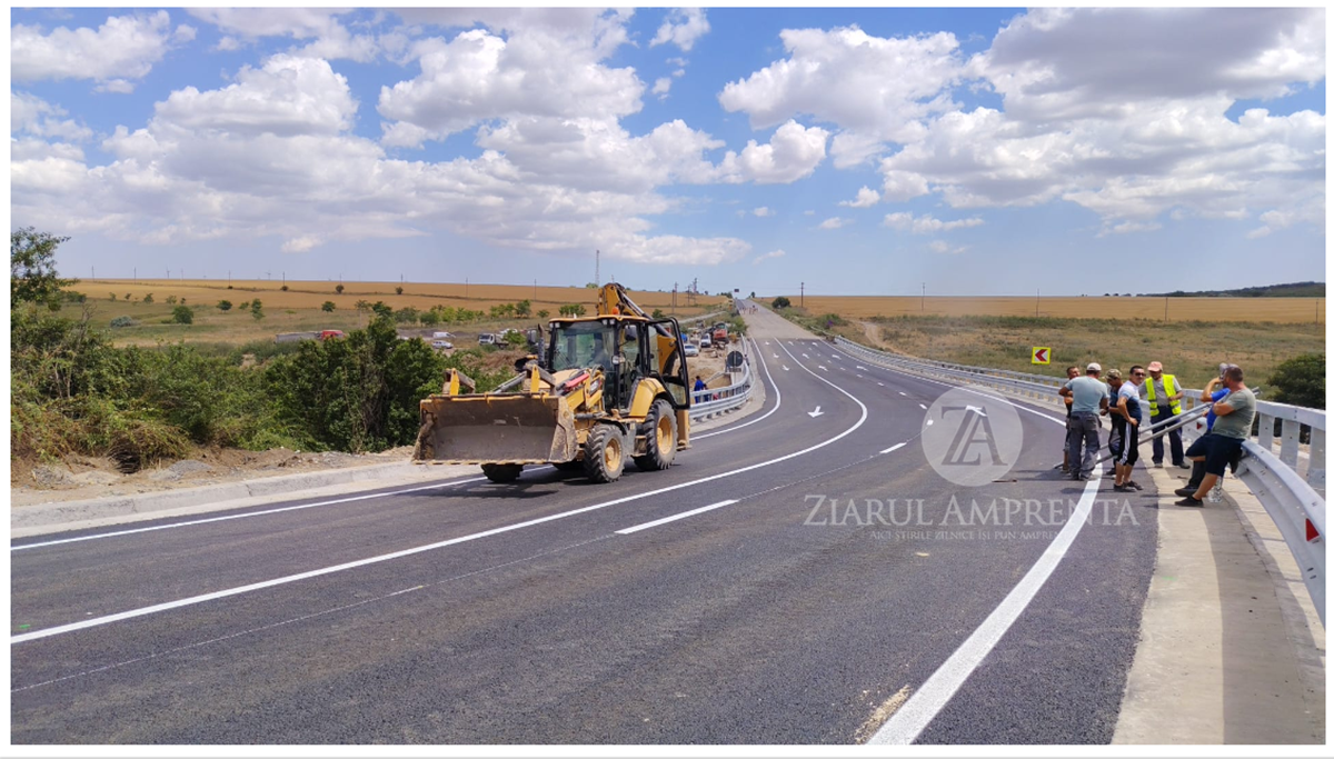FOTO Podul de pe DN2A, de la ieșirea din Crucea, SE REDESCHIDE astăzi! Vezi aici de la ce oră se poate circula în zonă