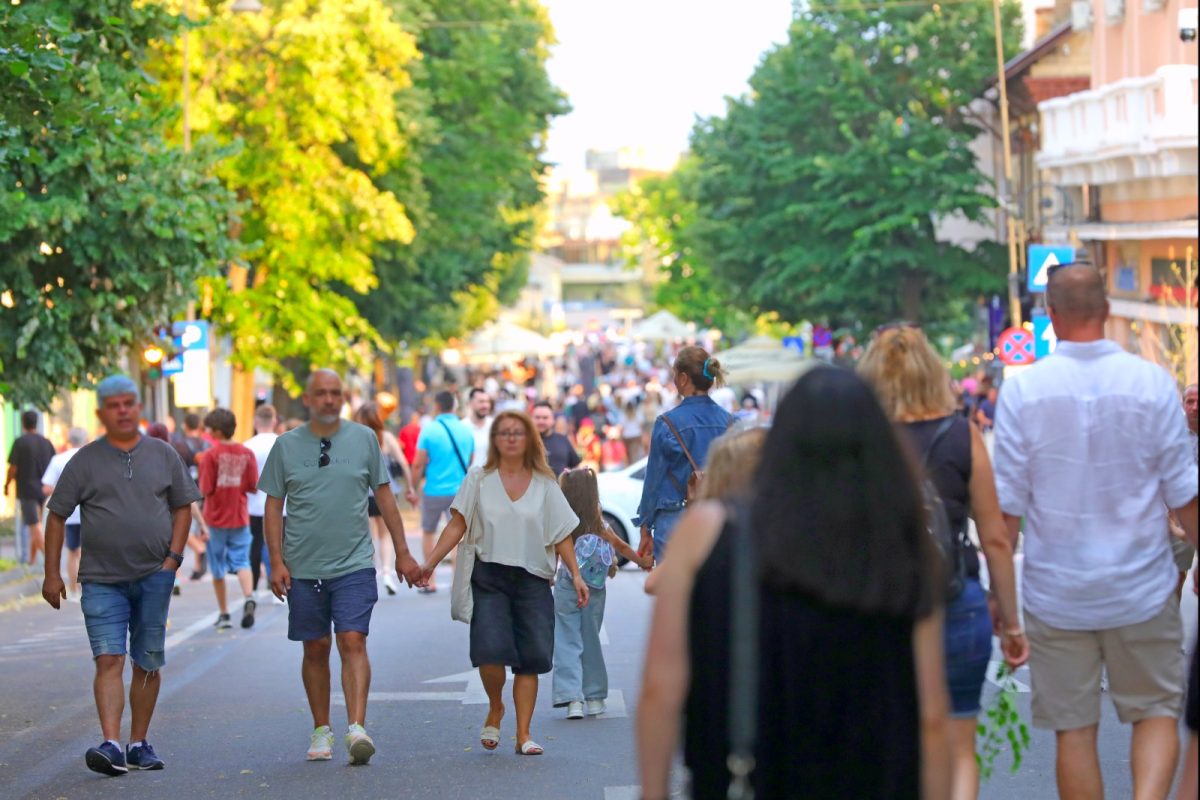 Bulevardul Tomis redevine pietonal sâmbătă, între bulevardul Mamaia și strada Traian