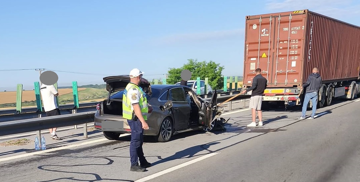 Accident A2. Sursa foto: Facebook