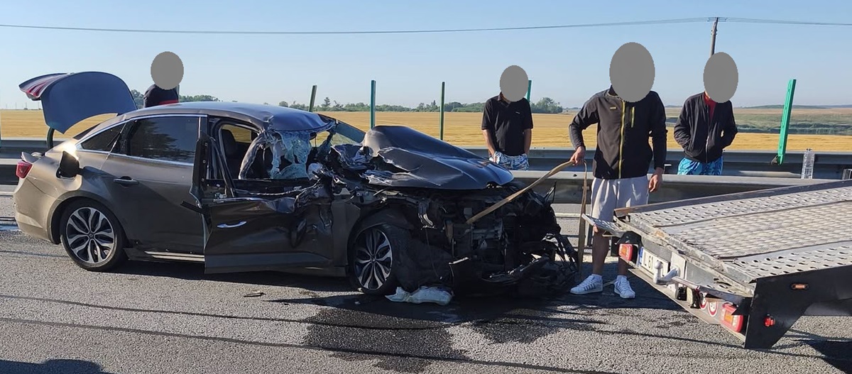 Accident A2. Sursa foto: Facebook