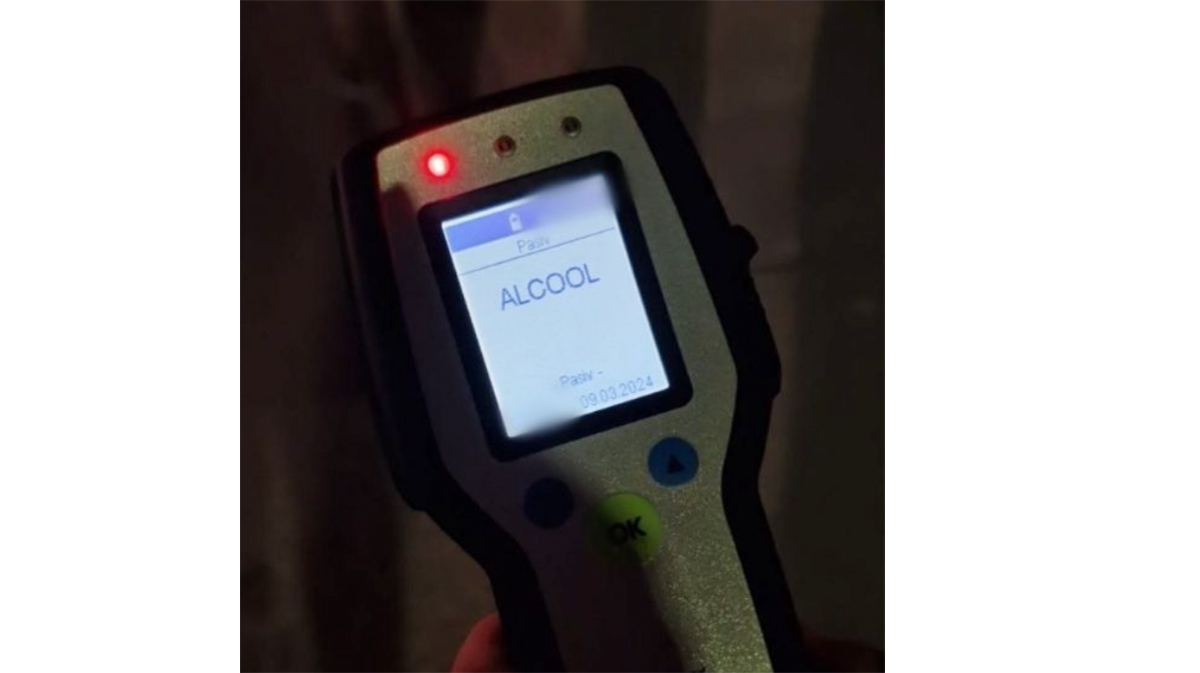 A dat peste cap etilotestul: Șofer fără permis, prins beat criță pe strada Dezrobirii din Constanța