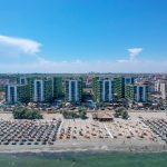 Apartamente de vacanță complet mobilate, la doi pași de plajă, în Alezzi Beach Resort. Număr limitat de unități disponibile
