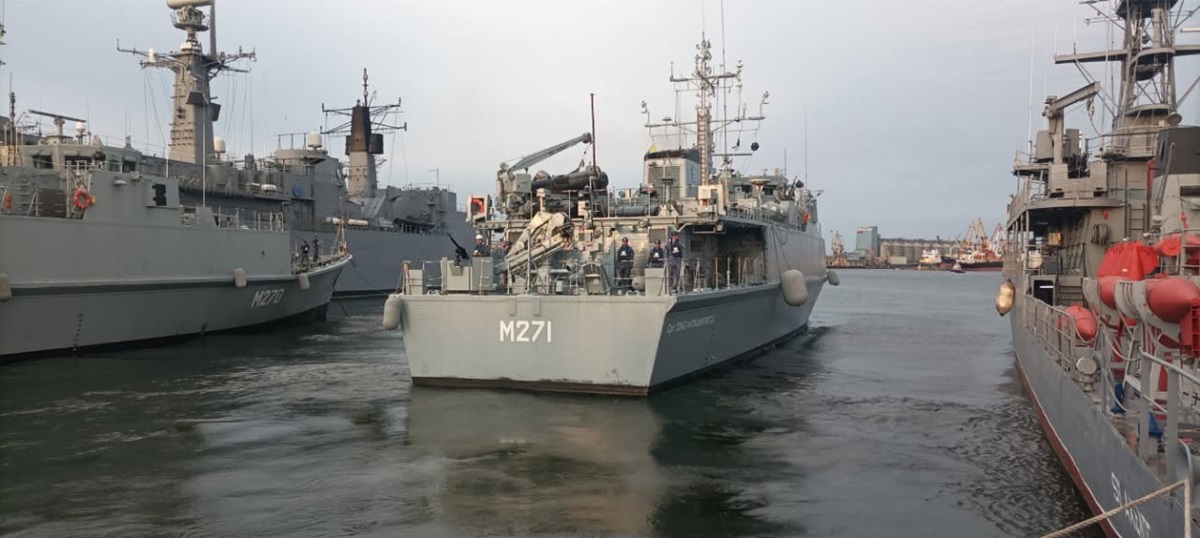 Vânătorul de mine M 271 Căpitan Constantin Dumitrescu a plecat din portul militar Constanța! Nava se va integra în Grupul operativ pentru combaterea minelor din Marea Neagră MCM BLACK SEA