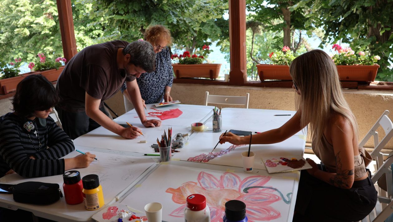 Un nou atelier de contemplare și creație plastică s-a încheiat, însă activitatea Muzeului de Artă Constanța continuă