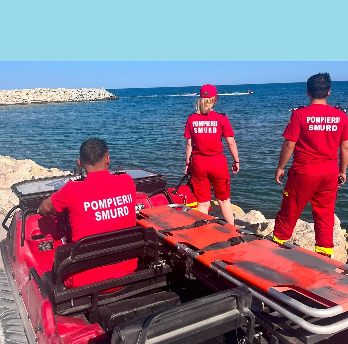 FOTO VIDEO 470 de pompieri, detașați pe litoral! Puncte de prim ajutor în Mamaia, Eforie, Costinești, Neptun și Vama Veche