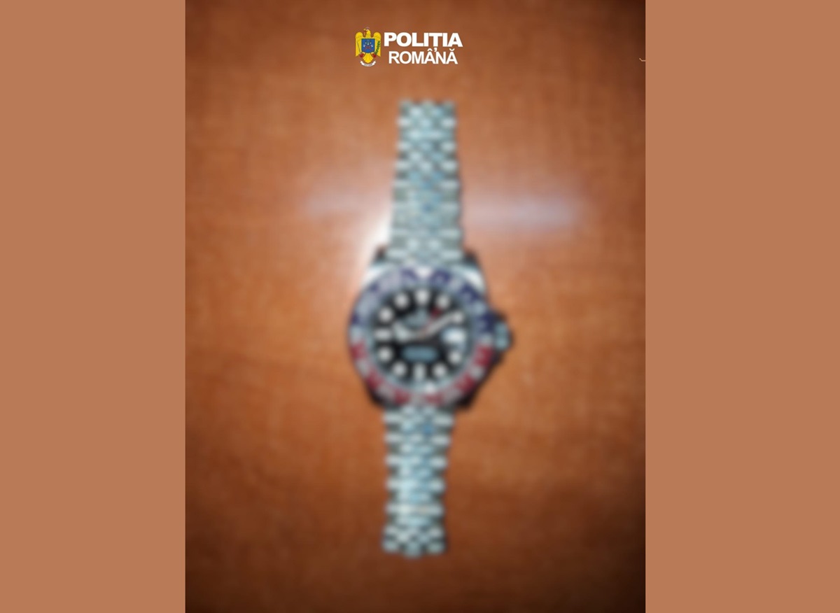 O domnișoară din Pasărea a lăsat un turist chinez fără ceasul Rolex! Totul s-a întâmplat în Mamaia! Ceasul recuperat, suspecta, în arest la domiciliu