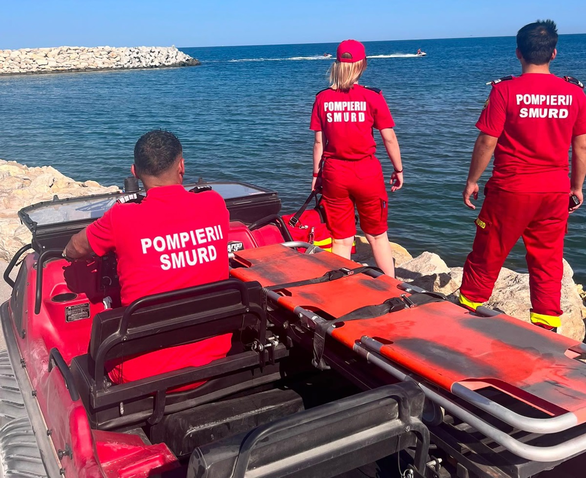 FOTO VIDEO 470 de pompieri, detașați pe litoral! Puncte de prim ajutor în Mamaia, Eforie, Costinești, Neptun și Vama Veche