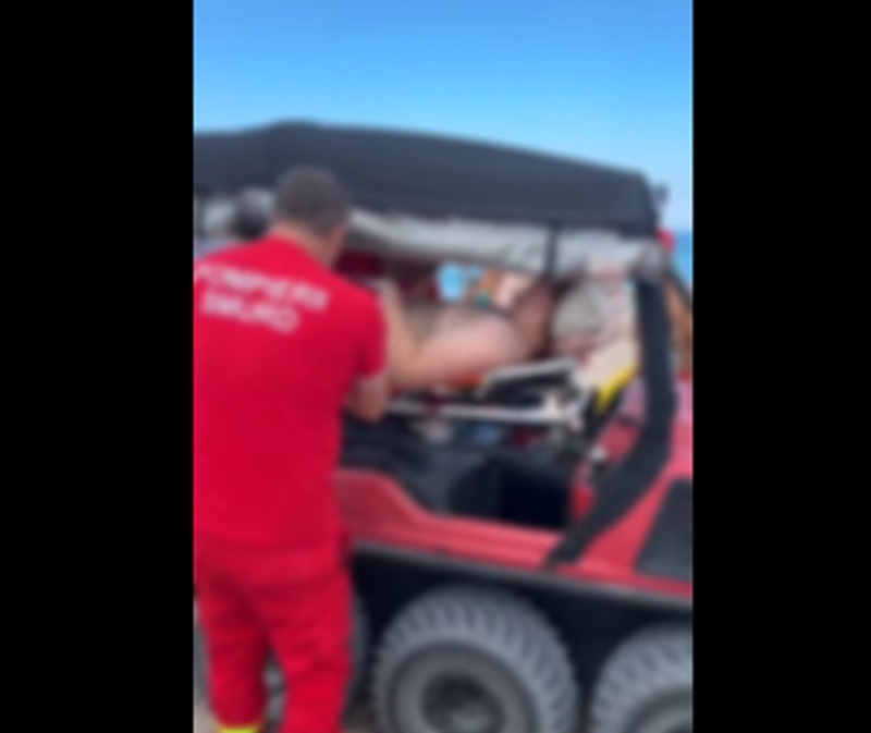 VIDEO Un sportiv ucrainean, de 17 ani, a făcut o criză de epilepsie pe plajă, la Eforie!