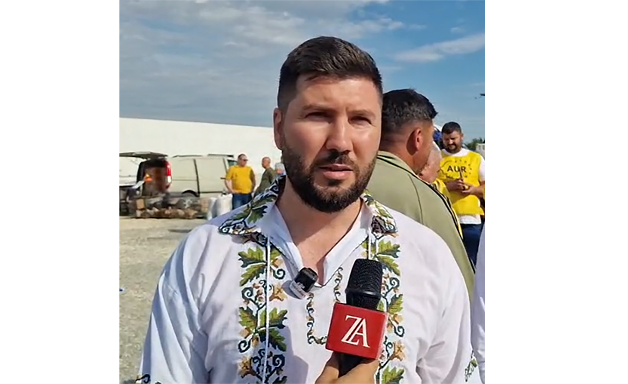 FOTO VIDEO Cătălin Marian Apostol, fost primar al orașului Cernavodă, prezent la acțiunea AUR te aude: vom fi alături de români în fiecare zi până vom produce acea schimbare pe care o așteptăm cu toții!