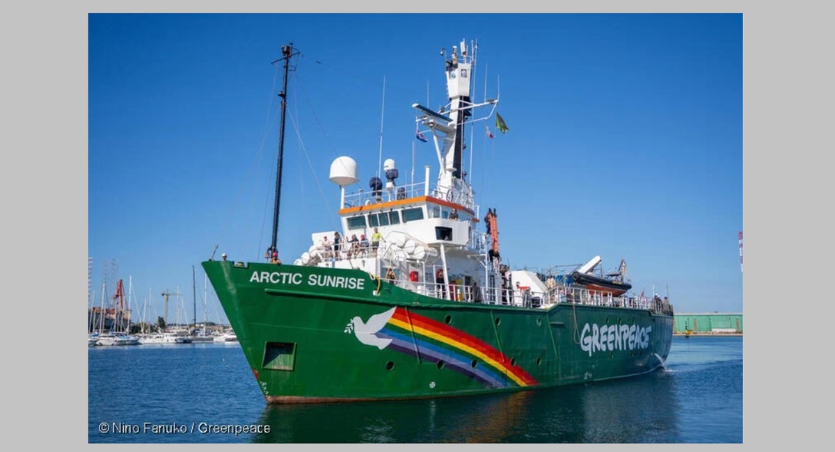 Vasul Arctic Sunrise, unul dintre cele mai cunoscute simboluri Greenpeace, revine în Portul Constanța și va putea fi vizitat! Iată când